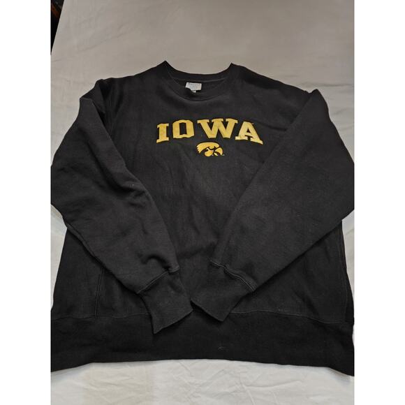 Iowa Hawkeye Champion Reverse Weave Men's Size Xl Black Crew Neck Sweatshirt - Picture 1 of 6